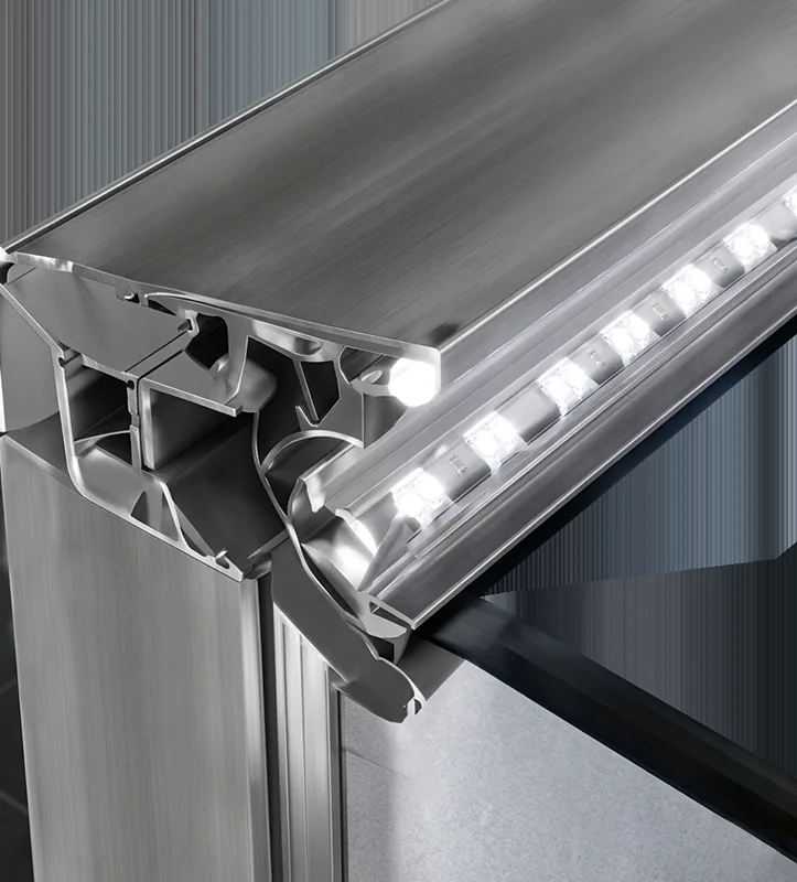 Lightbox kasa ve LED aydınlatma detayı
